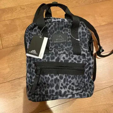 레오파드 무늬 나일론 백팩 GREGORY