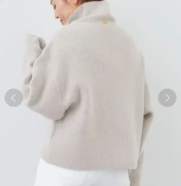 두즈엠클래스 BLANC 아제 니트