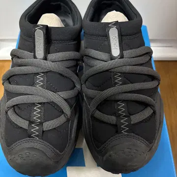 호카 오라프리모 슬립온 스니커즈 25.5cm