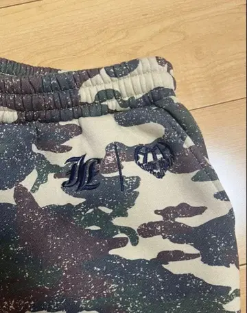 [ HTH x jouetie ] 로고 스웨트 팬츠