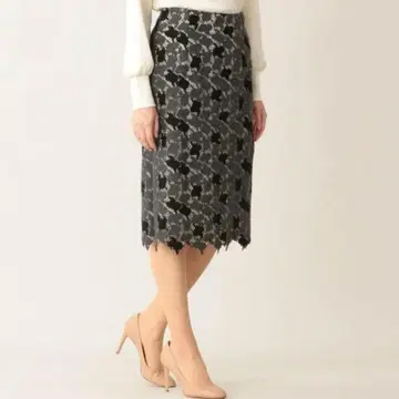 폴 스튜어트 울 하운드투스 체크 자수 스커트