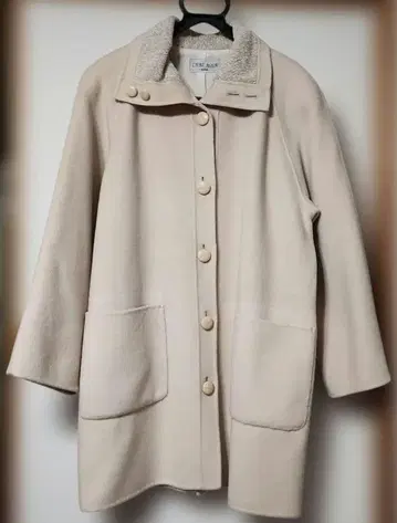 울 코트 쇼와 레트로 에모이