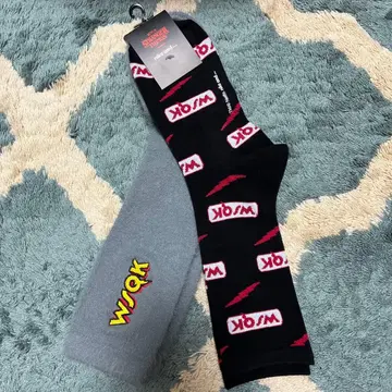 기묘한 이야기 니코앤드 삭스 양말