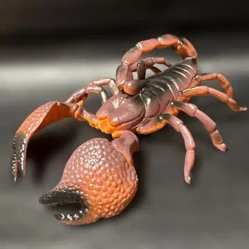 전갈 피규어 레드 크로우 엠퍼러 스콜피온 약 18cm 레진제
