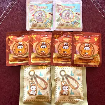 [ 베이징 POPLAND 경품 ] 캔 배지 6개와 스트랩 2개 세트