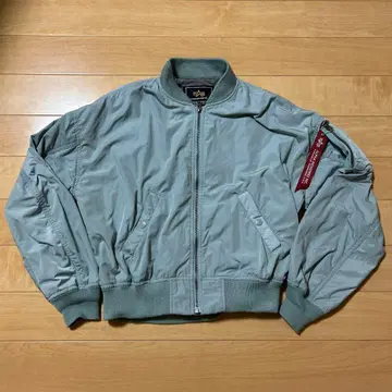 알파 인더스트리즈 MA-1 TT 자켓