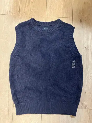 [갭] 슬리브리스 니트 네이비