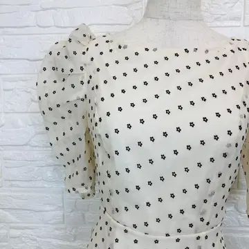 [ 004424 ] NICE CLAUP 미니 꽃무늬 쉬폰 원피스 아이보리