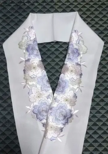 후리소데용 꽃무늬 자수 장식용 깃 화이트 컬러 블루 그레이 미사용 새상품