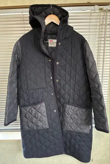 트래디셔널 웨더웨어 퀼팅 코트 mallet