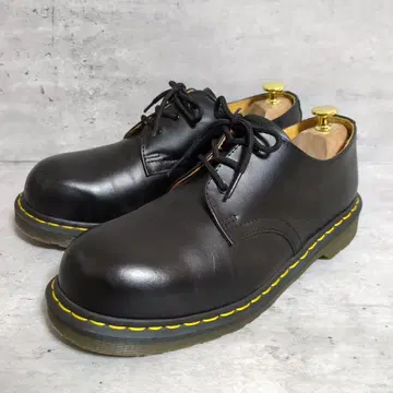 새상품급 [ 닥터마틴 ] 1925 5400 스틸토 3홀 UK8