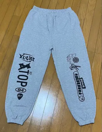 유리 맨투맨 XL 사이즈