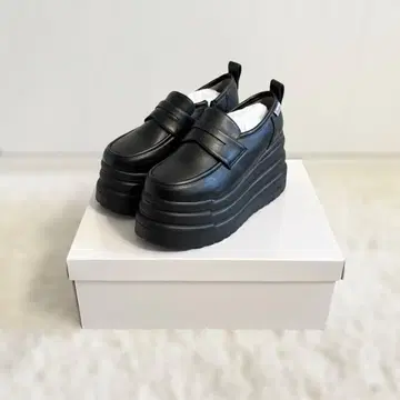 YOSUKE 요스케 통굽 코인 로퍼 24cm