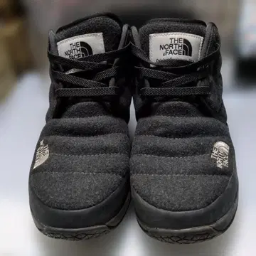 THE NORTH FACE 그레이 스니커즈