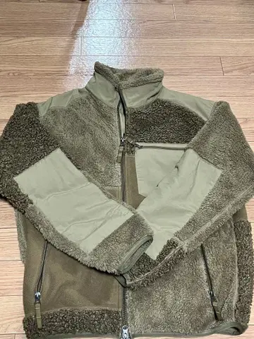 UNIQLO 엔지니어드 가먼츠 플리스 자켓 S 사이즈