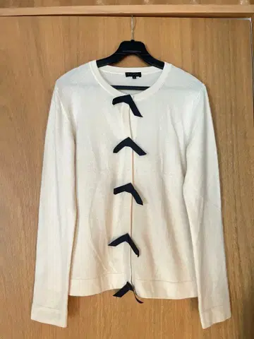 ESCADA 에스카다 택 포함 새상품급 리본 가디건 캐시미어 혼방 울