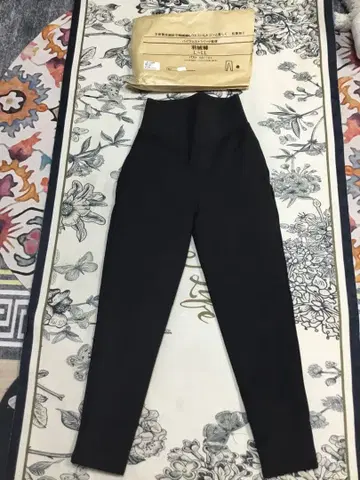 블랙 다운 팬츠 L