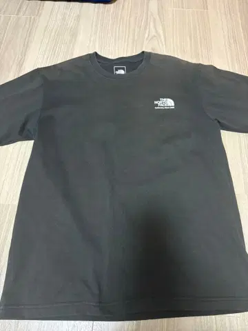 THE NORTH FACE 백 프린트 T셔츠 L 사이즈