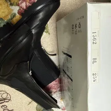 리플레쥬이르 LB-37B 블랙 가죽 부츠 25.5cm