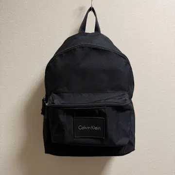 Calvin Klein 블랙 럭색 백팩
