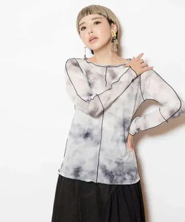 OSMOSIS 멜로우 절개 롱T 베이지