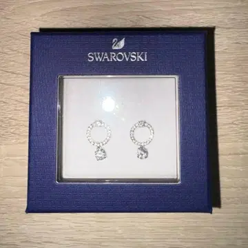 Swarovski 크리스탈 후프 귀걸이