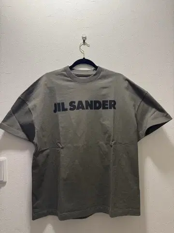 질 샌더 반팔 티셔츠 M 올리브 그린