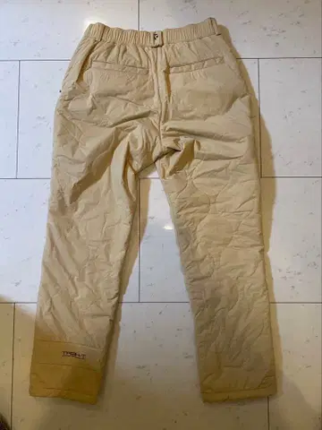 테일러메이드 다운 팬츠 베이지