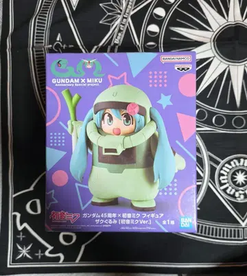GUNDAM x 하츠네 미쿠 피규어 특별판