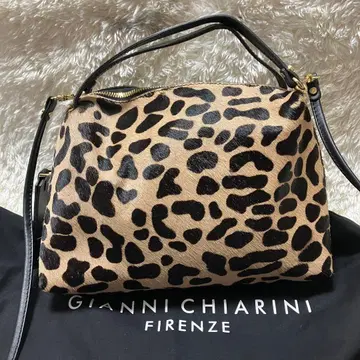 [ 새상품급 ] 지아니카리니 알리파 M 레오파드 애니멀 무늬