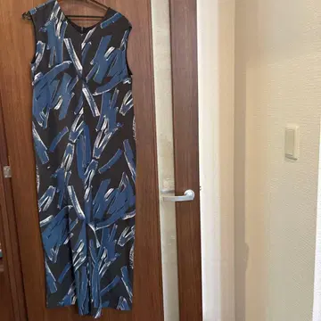 슬리브리스 롱 드레스