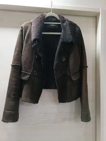 JUDY COLLECTION 무스탕 코트 다크 브라운 38 사이즈