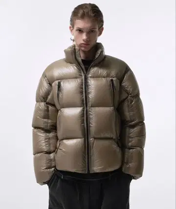 무신사 스탠다드 다운 자켓 M 사이즈