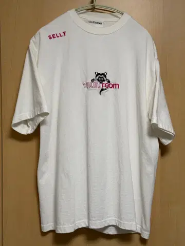 vaultroom x Selly / WHT