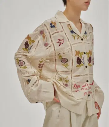 [ 완판템 ] Embroidery Patchwork Shirts