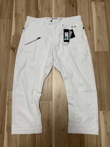 미사용 새상품 오클리 골프 팬츠 허리 97cm 화이트 컬러