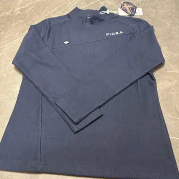 새상품 FIDRA 네이비 하이넥 셔츠