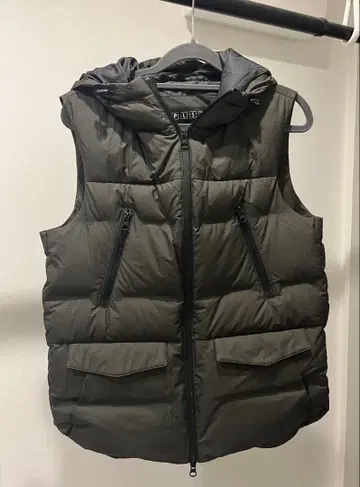 [ 새상품급 ] PLST 다운 베스트 카키 S 사이즈