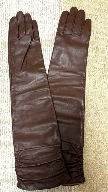 브라운 가죽 롱 그로브 약 43cm