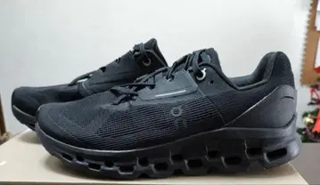 [컨디션 최상] ON 온 클라우드 스트라토스 25.0cm 남성용