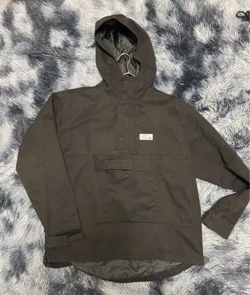 HIDEANESSEEK 마운틴 후드티 블랙