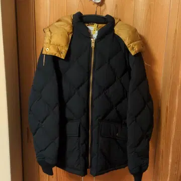 스탠다드 캘리포니아 퀼팅 다운 자켓