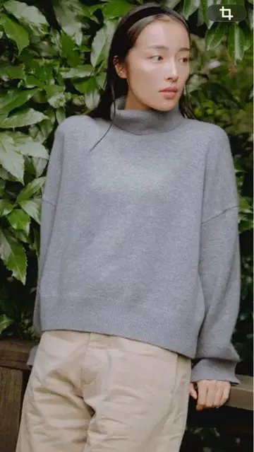 북유럽 생활 잡화점 캐시미어 실크 터틀넥 스웨터 그레이