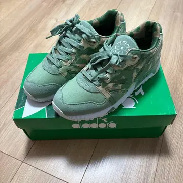 diadora N9000 스니커즈 그린 카모플라쥬