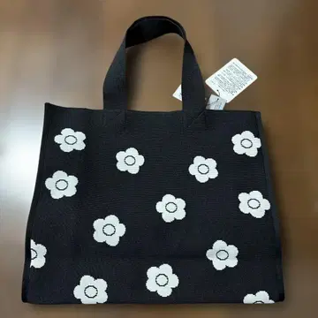 미사용 새상품 마리 퀀트 MARY QUANT 니트 자카드 데이지 백