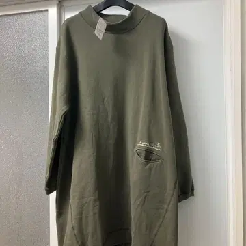 새상품 드럭 스토어즈 올리브 그린 긴팔 원피스 사이드 포켓