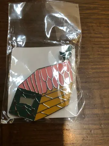 미나 페르호넨 village 빌리지 핀 브로치 핑크