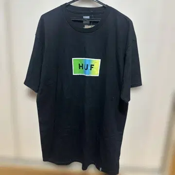 HUF 블랙 T셔츠