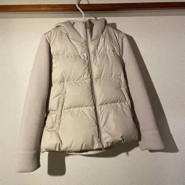 SYSORUS 후드 부착 다운 자켓 아이보리