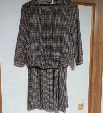 자유구 스커트 셋업 하운드투스